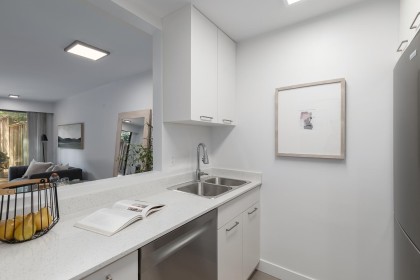 Photo 10 at 207 - 2410 Cornwall Avenue, Kitsilano, Vancouver West