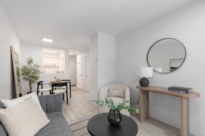 Photo 4 at 207 - 2410 Cornwall Avenue, Kitsilano, Vancouver West