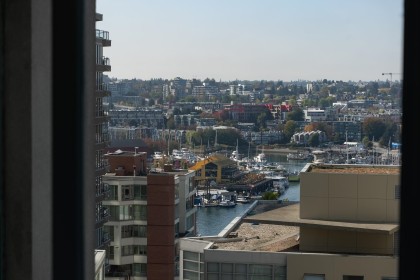 Photo 12 at 1401 - 907 Beach Avenue, Yaletown, Vancouver West