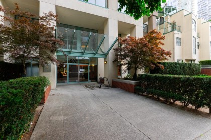 Photo 38 at 1401 - 907 Beach Avenue, Yaletown, Vancouver West