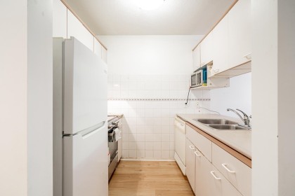 Photo 18 at 105 - 2195 W 5th Avenue, Kitsilano, Vancouver West