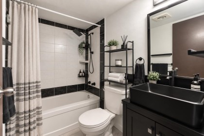 Photo 9 at 104 - 555 W 14th Avenue, Fairview VW, Vancouver West