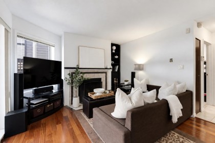 Photo 8 at 104 - 555 W 14th Avenue, Fairview VW, Vancouver West