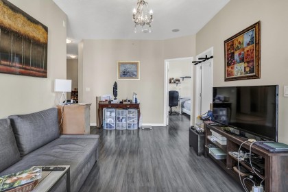 Photo 6 at 607 - 1239 W Georgia Street, Coal Harbour, Vancouver West