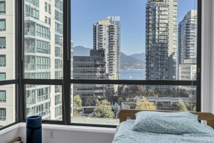 Photo 11 at 607 - 1239 W Georgia Street, Coal Harbour, Vancouver West