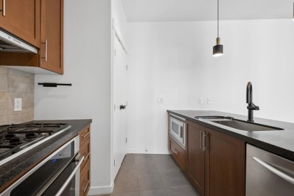Photo 16 at 2007 - 1189 Melville Street, Coal Harbour, Vancouver West
