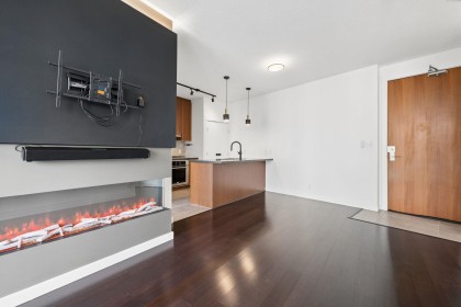 Photo 14 at 2007 - 1189 Melville Street, Coal Harbour, Vancouver West