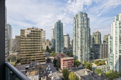 Photo 4 at 2007 - 1189 Melville Street, Coal Harbour, Vancouver West