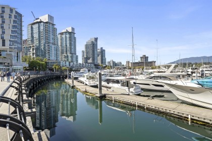 Photo 2 at TH19 - 1281 W Cordova Street, Coal Harbour, Vancouver West