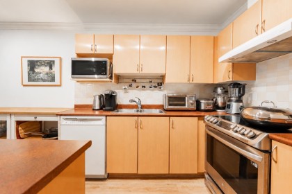 Photo 10 at 406 - 5629 Dunbar Street, Dunbar, Vancouver West