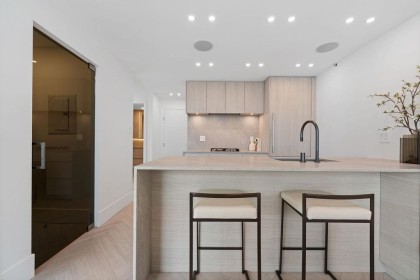 Photo 8 at 2206 - 1438 Richards Street, Yaletown, Vancouver West