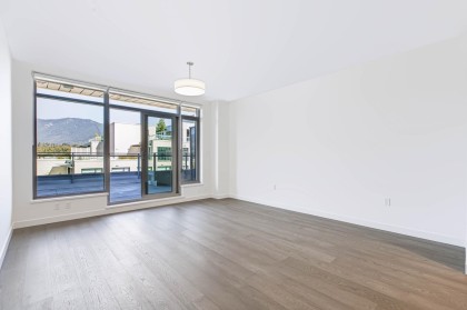 Photo 4 at 704 - 777 Harbour Way, Harbourside, North Vancouver