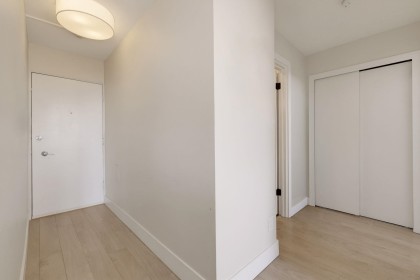 Photo 12 at 902 - 2370 W 2nd Avenue, Kitsilano, Vancouver West