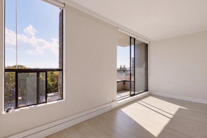 Photo 9 at 902 - 2370 W 2nd Avenue, Kitsilano, Vancouver West