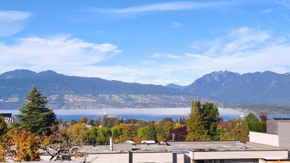 Photo 16 at 305 - 3615 W 17th Avenue, Dunbar, Vancouver West