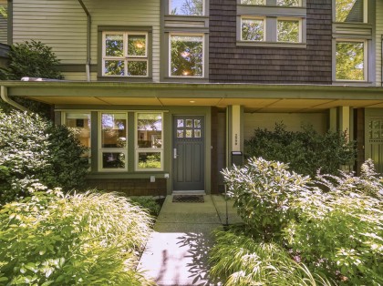 Photo 1 at 2990 Chesterfield Avenue, Upper Lonsdale, North Vancouver