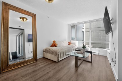 Photo 3 at 312 - 1082 Seymour Street, Downtown VW, Vancouver West