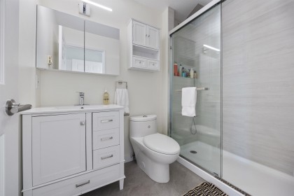 Photo 7 at 316 - 2565 W Broadway Street, Kitsilano, Vancouver West