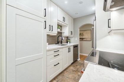 Photo 8 at 403 - 555 W 28th Street, Upper Lonsdale, North Vancouver