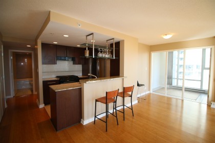 Photo 8 at 1606 - 583 Beach Crescent, Yaletown, Vancouver West