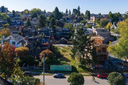 Photo 12 at 2576 Point Grey Road, Kitsilano, Vancouver West