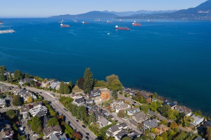 Photo 5 at 2576 Point Grey Road, Kitsilano, Vancouver West