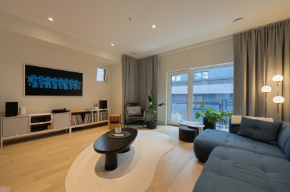 Photo 1 at 24 - 632 E 3rd Street, Lower Lonsdale, North Vancouver