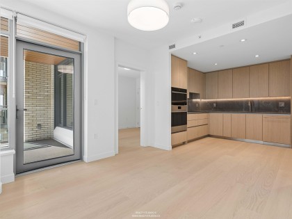 Photo 10 at 302 - 777 Harbour Way, Harbourside, North Vancouver