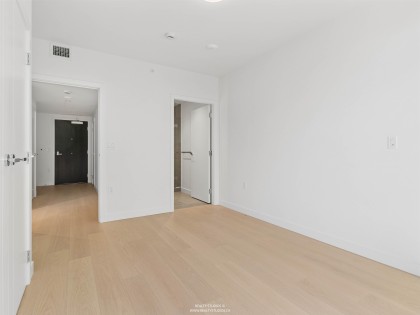 Photo 18 at 302 - 777 Harbour Way, Harbourside, North Vancouver