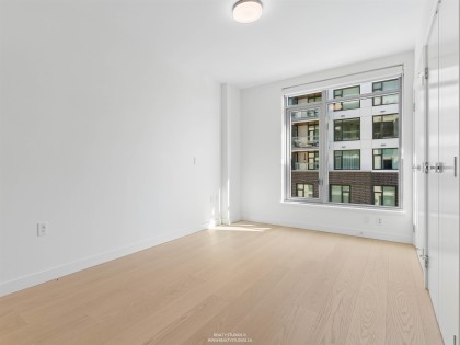 Photo 15 at 302 - 777 Harbour Way, Harbourside, North Vancouver