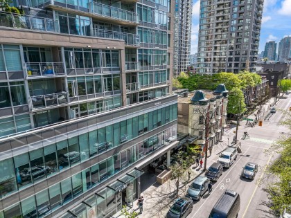 Photo 2 at 708 - 888 Homer Street, Downtown VW, Vancouver West
