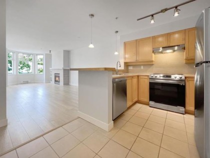 Photo 5 at 208 - 3580 W 41st Avenue, Southlands, Vancouver West