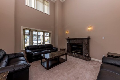 Photo 5 at 449 E 16th Street, Central Lonsdale, North Vancouver
