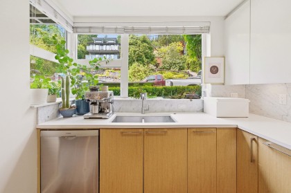 Photo 4 at 2222 Caledonia Avenue, Deep Cove, North Vancouver