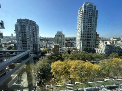 Photo 23 at 1004 - 1455 Howe Street, Yaletown, Vancouver West