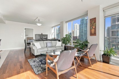 Photo 7 at 1004 - 1455 Howe Street, Yaletown, Vancouver West