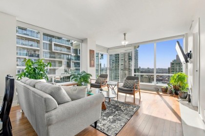Photo 4 at 1004 - 1455 Howe Street, Yaletown, Vancouver West