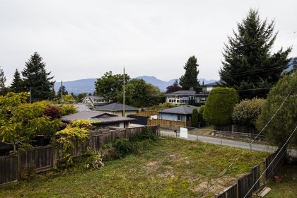 Photo 7 at 446 E 16th Street, Central Lonsdale, North Vancouver