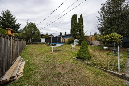 Photo 14 at 446 E 16th Street, Central Lonsdale, North Vancouver