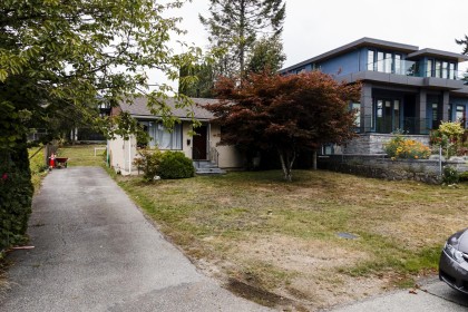 Photo 18 at 446 E 16th Street, Central Lonsdale, North Vancouver