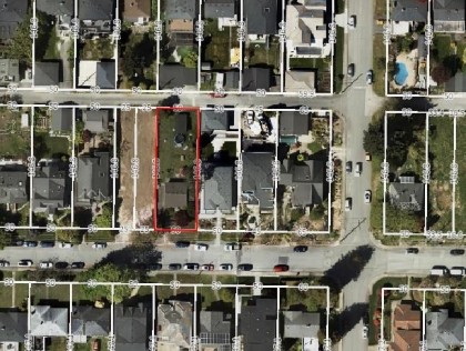 Photo 4 at 446 E 16th Street, Central Lonsdale, North Vancouver
