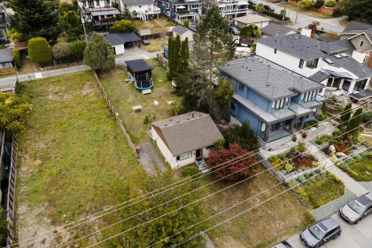 Photo 8 at 446 E 16th Street, Central Lonsdale, North Vancouver
