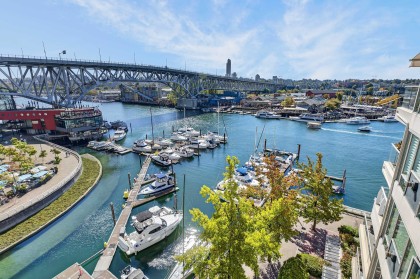 Photo 4 at 804 - 1600 Hornby Street, Yaletown, Vancouver West