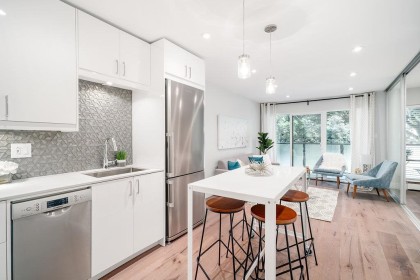 Photo 1 at 208 - 1425 Cypress Street, Kitsilano, Vancouver West