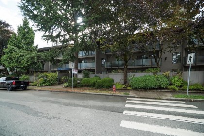 Photo 18 at 208 - 1425 Cypress Street, Kitsilano, Vancouver West