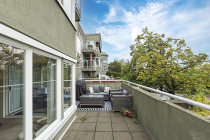 Photo 31 at 107 - 3280 W Broadway, Kitsilano, Vancouver West