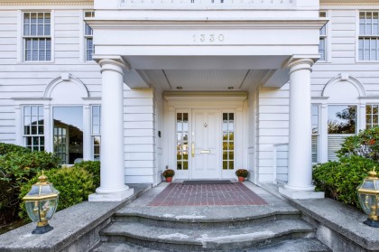 Photo 2 at 1330 Minto Crescent, Shaughnessy, Vancouver West