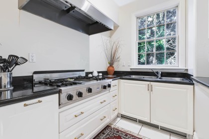 Photo 11 at 1330 Minto Crescent, Shaughnessy, Vancouver West