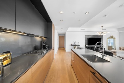 Photo 9 at 5602 - 1289 Hornby Street, Downtown VW, Vancouver West