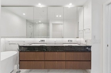 Photo 24 at 101 - 3668 W 10th Avenue, Kitsilano, Vancouver West